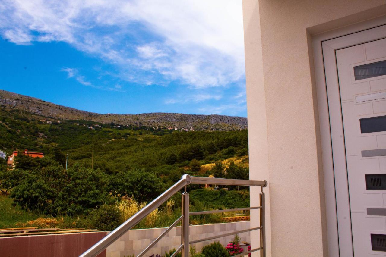 Modern Villa With Jacuzzi, Beautiful Sea View, Near Split! Villa 36A Podstrana Bagian luar foto