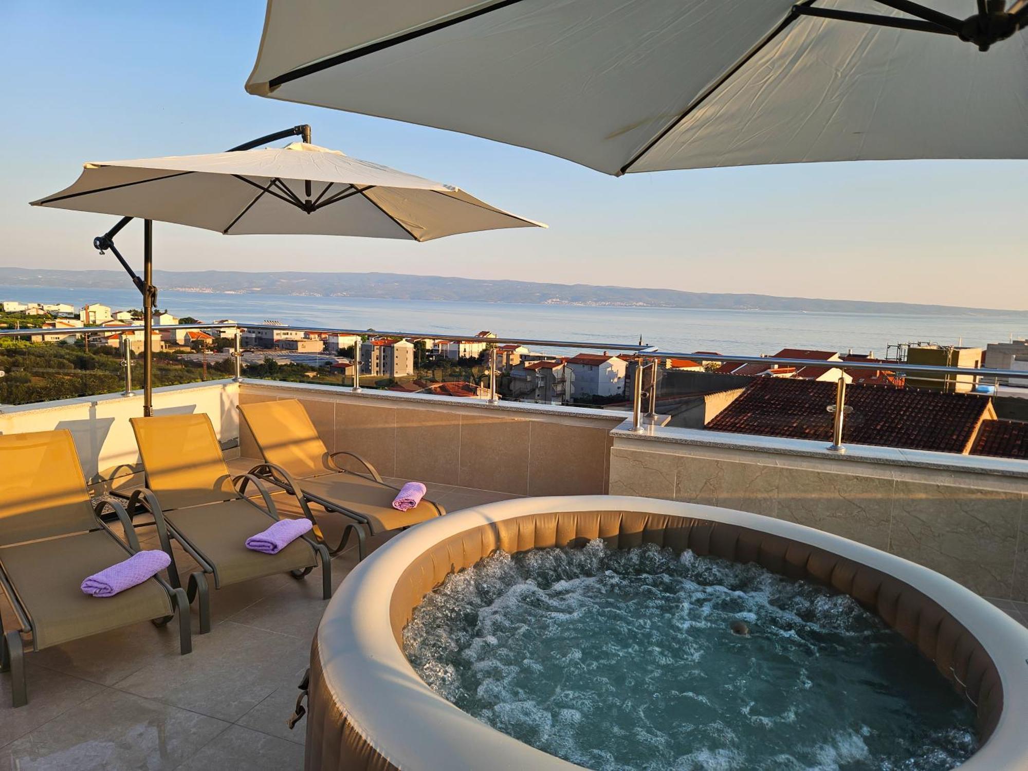 Modern Villa With Jacuzzi, Beautiful Sea View, Near Split! Villa 36A Podstrana Bagian luar foto