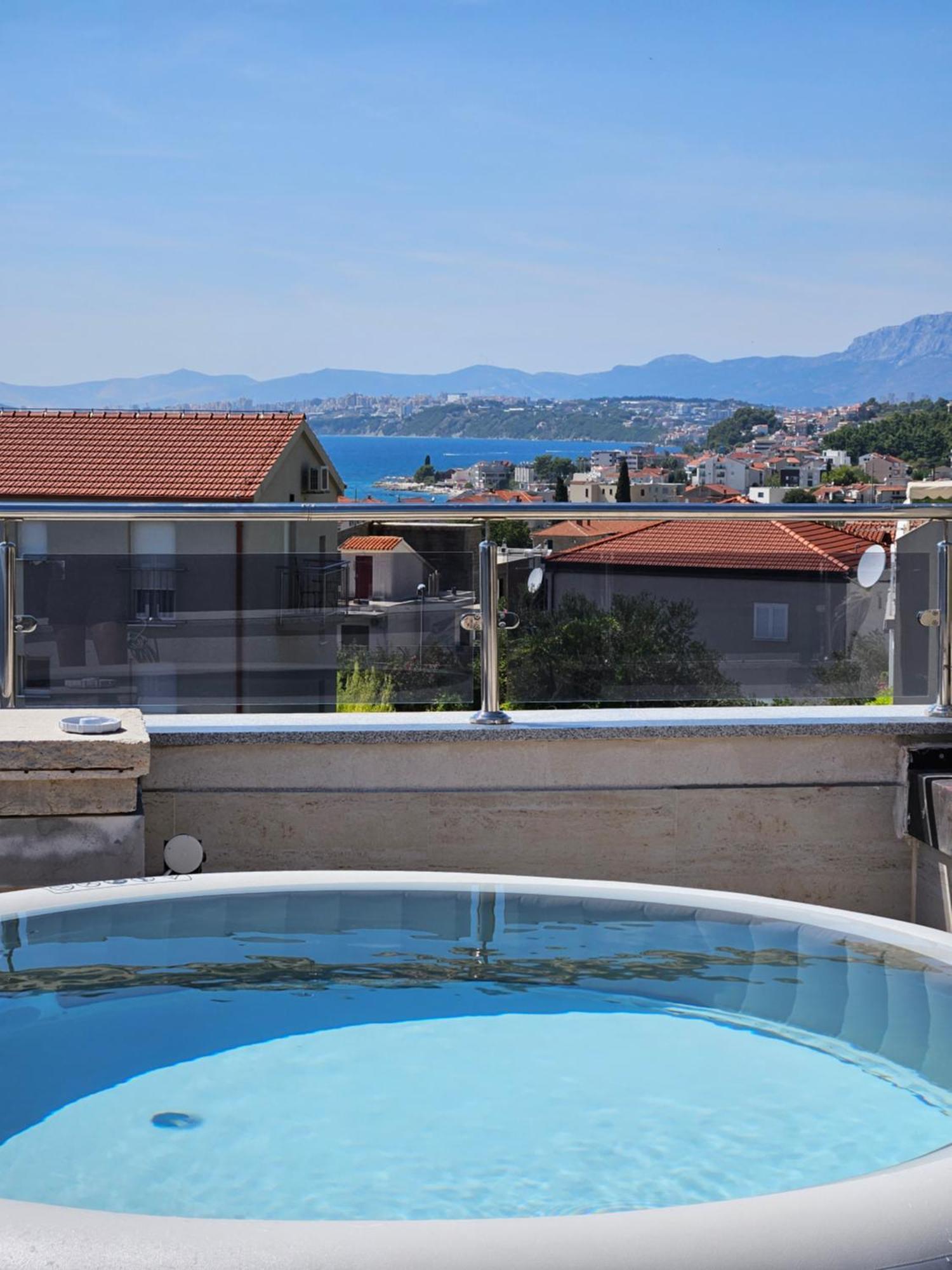 Modern Villa With Jacuzzi, Beautiful Sea View, Near Split! Villa 36A Podstrana Bagian luar foto